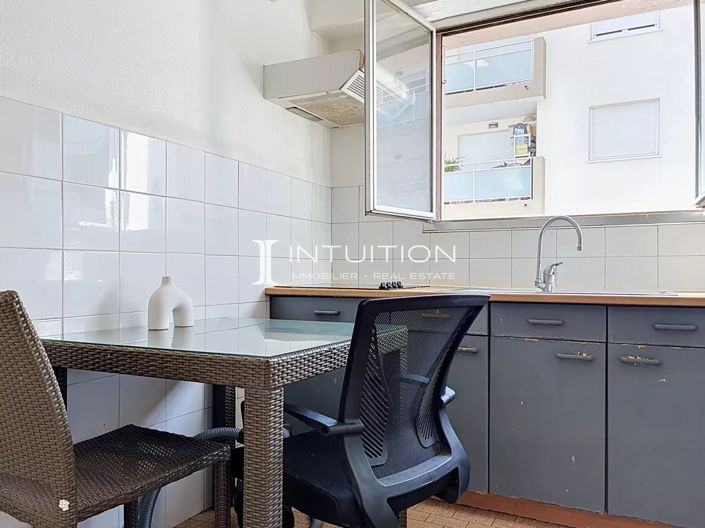 Image No.11-Apartment for sale