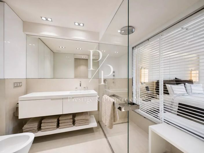 Image No.11-4 Bed Apartment for sale