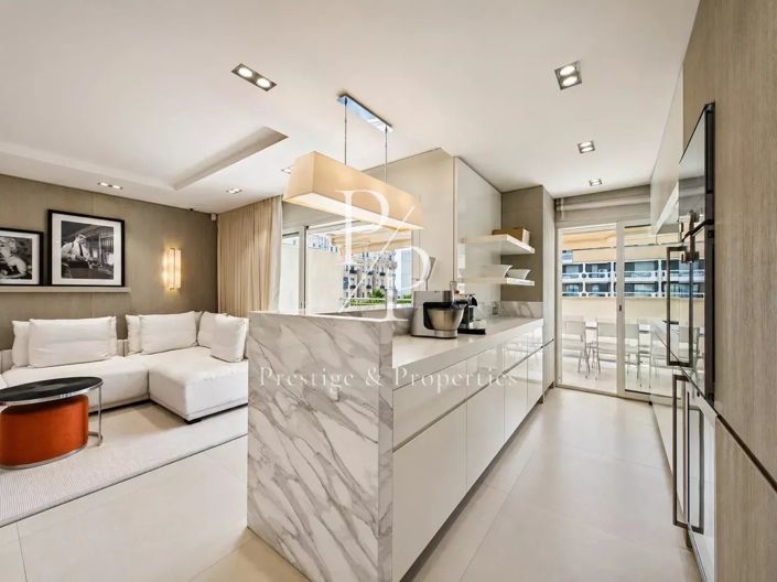 Image No.18-4 Bed Apartment for sale