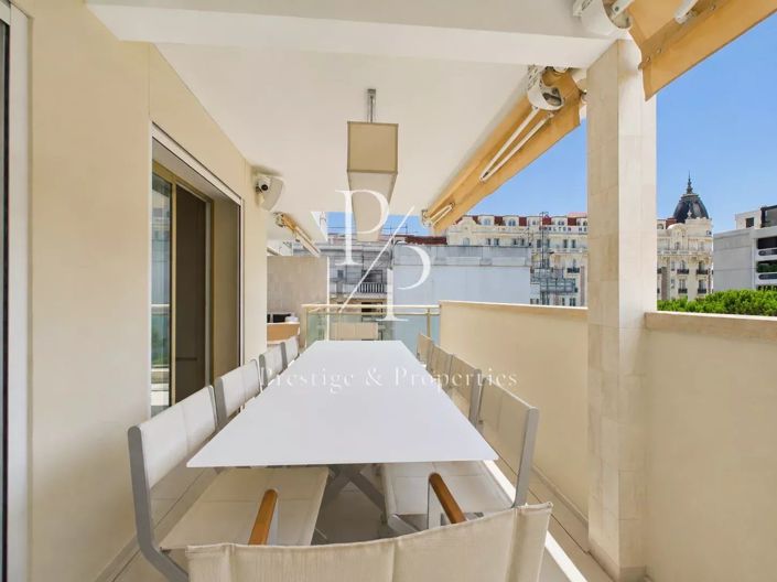 Image No.23-4 Bed Apartment for sale