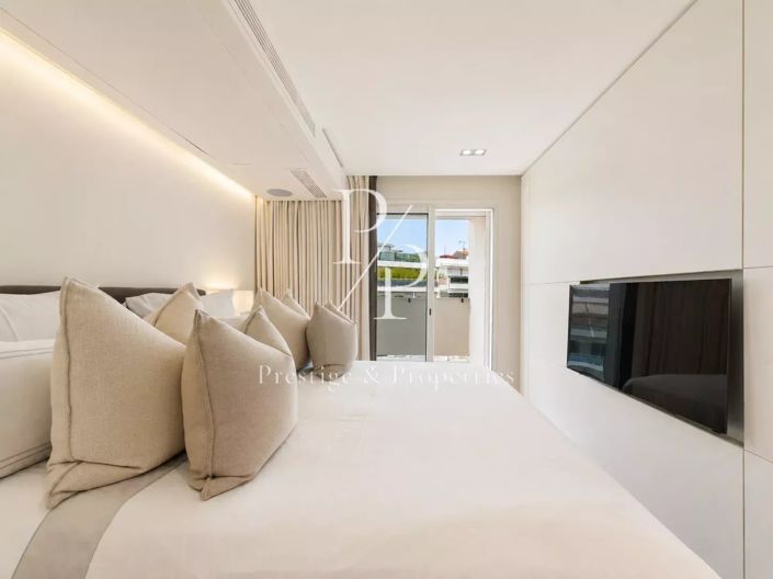Image No.29-4 Bed Apartment for sale