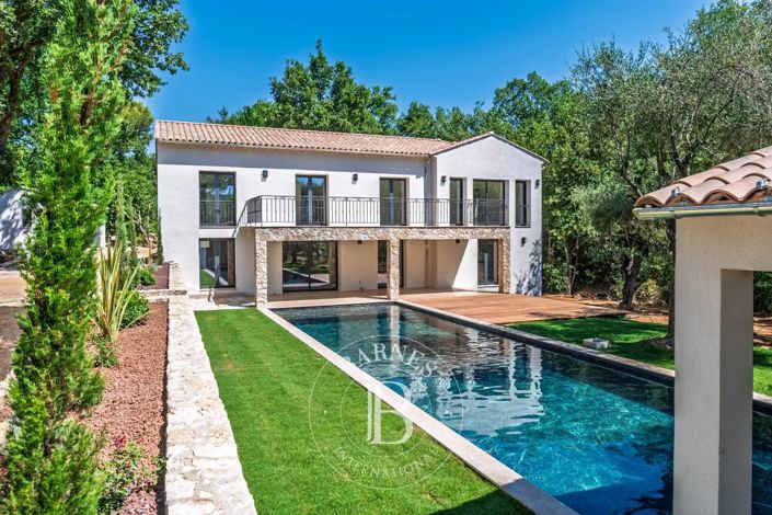 Image No.22-5 Bed House for sale