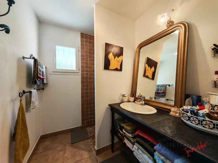 Image No.21-4 Bed House for sale