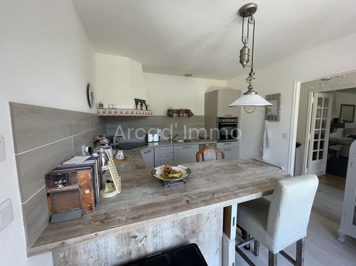 Image No.5-3 Bed House for sale