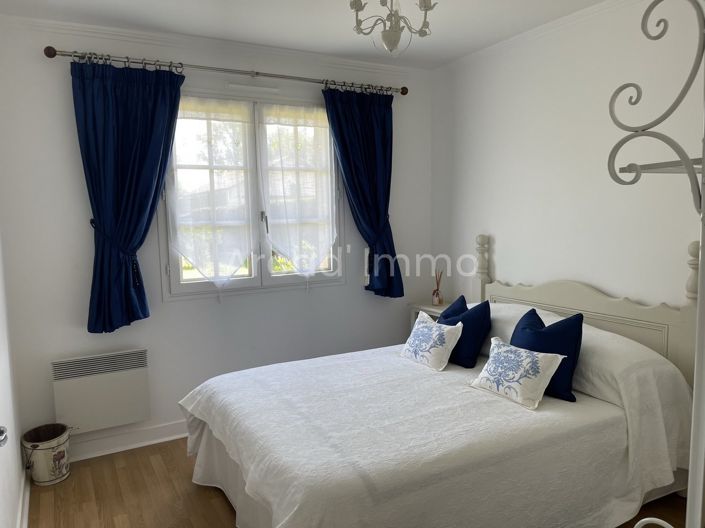 Image No.8-3 Bed House for sale