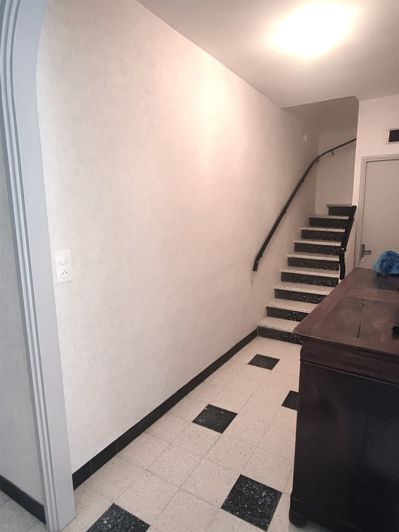 Image No.10-4 Bed House for sale