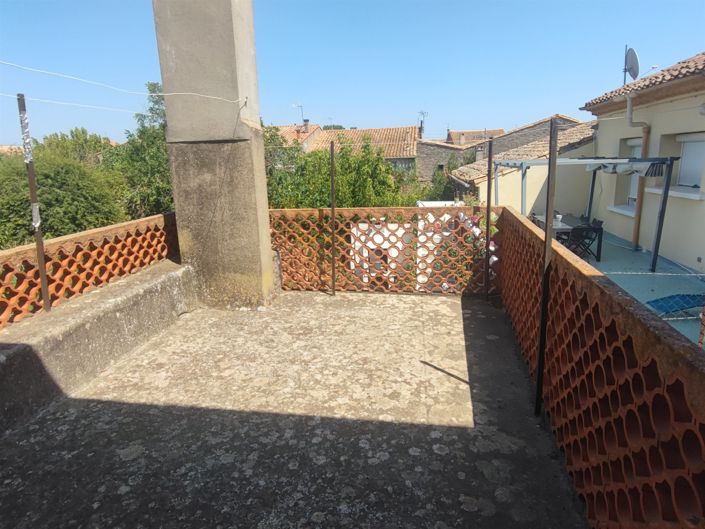 Image No.18-4 Bed House for sale