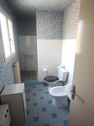 Image No.22-4 Bed House for sale