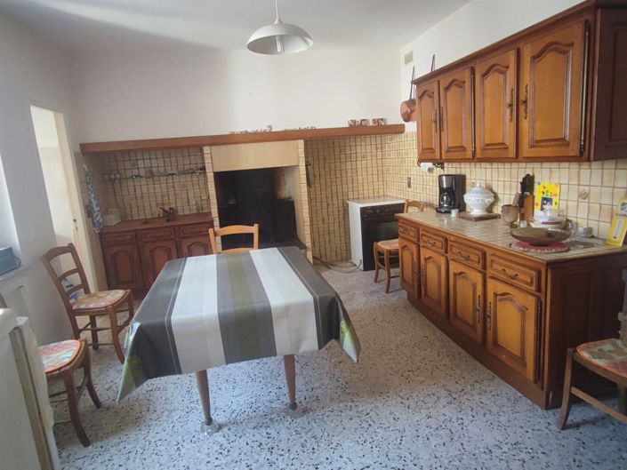 Image No.9-4 Bed House for sale