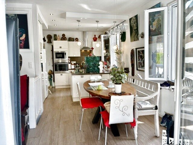 Image No.3-3 Bed House for sale