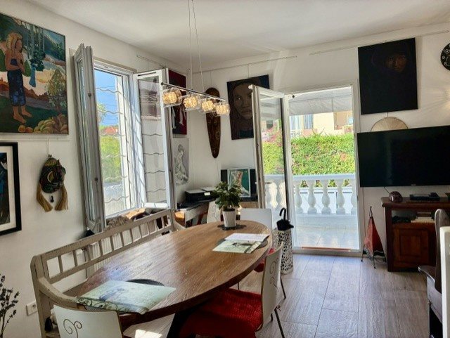 Image No.4-3 Bed House for sale