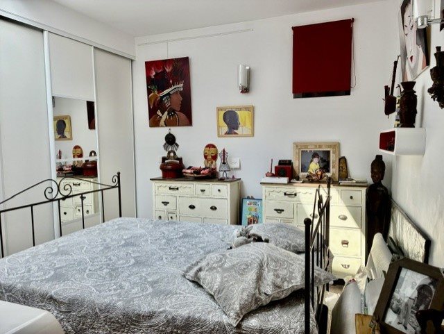 Image No.6-3 Bed House for sale