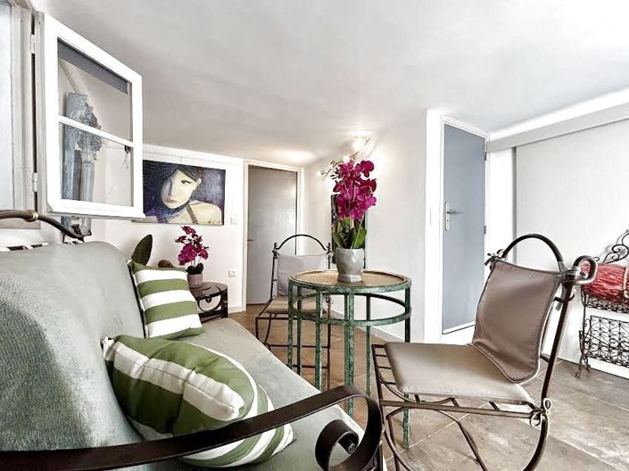 Image No.8-3 Bed House for sale