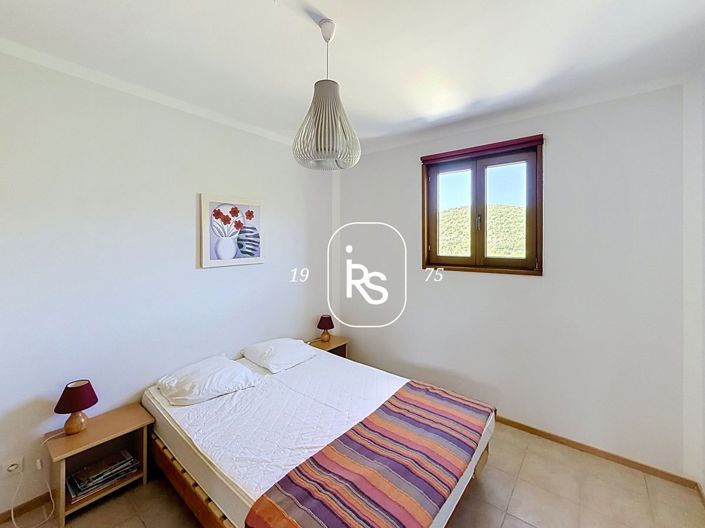 Image No.18-3 Bed House for sale