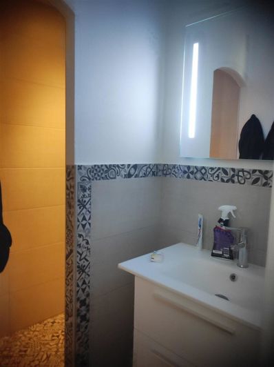 Image No.18-4 Bed House for sale