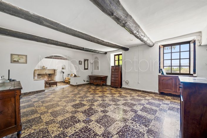 Image No.18-3 Bed House for sale