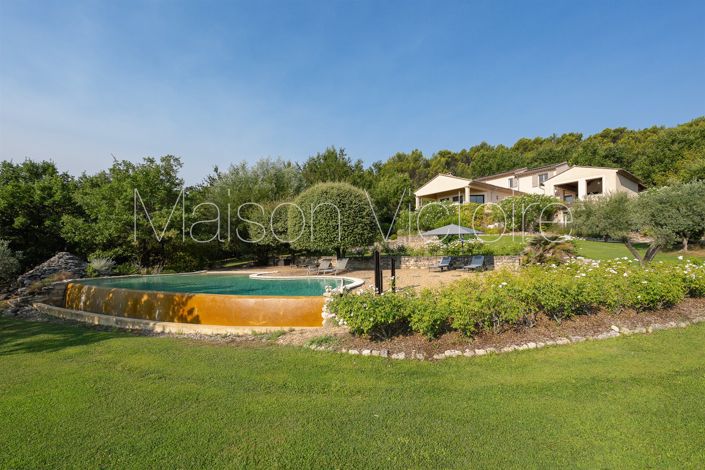 Image No.11-5 Bed House for sale
