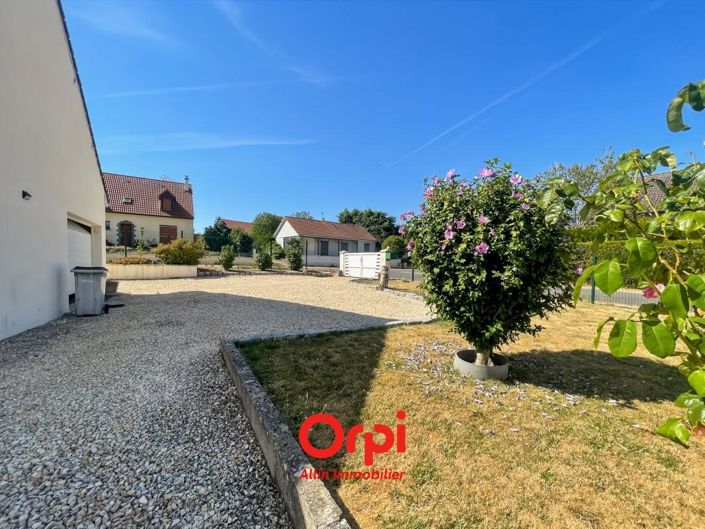 Image No.12-3 Bed House for sale