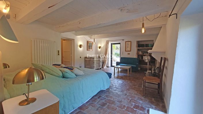 Image No.7-4 Bed House for sale