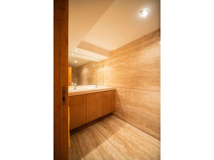 Image No.14-11 Bed House for sale