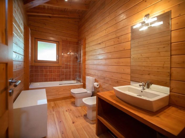 Image No.24-11 Bed House for sale