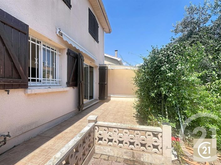 Image No.3-4 Bed House for sale
