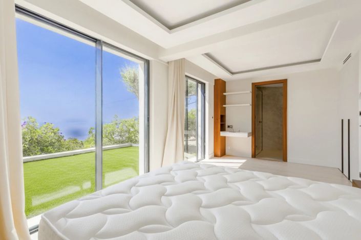 Image No.11-5 Bed House for sale
