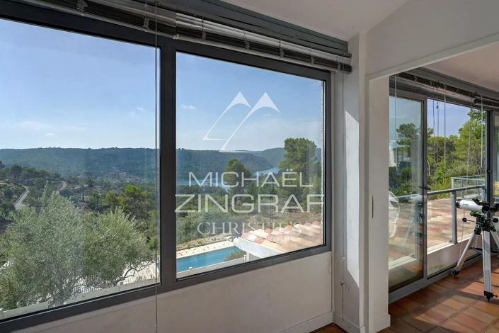 Image No.16-5 Bed House for sale