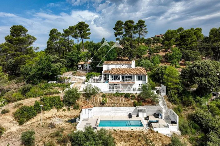 Image No.5-5 Bed House for sale