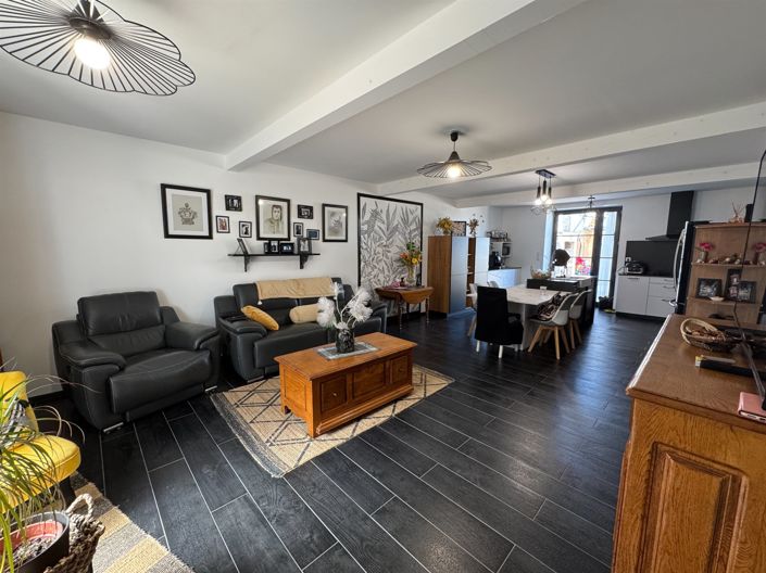 Image No.3-3 Bed House for sale