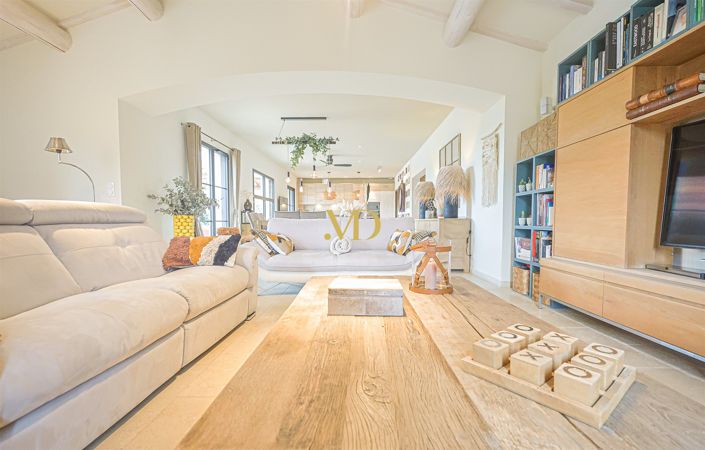 Image No.34-4 Bed House for sale