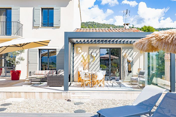 Image No.40-4 Bed House for sale