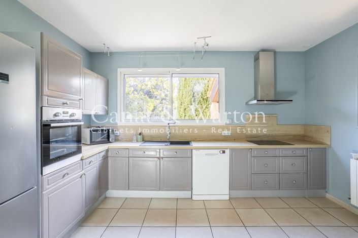 Image No.14-5 Bed House for sale