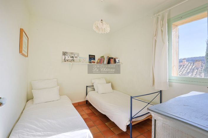 Image No.20-6 Bed House for sale