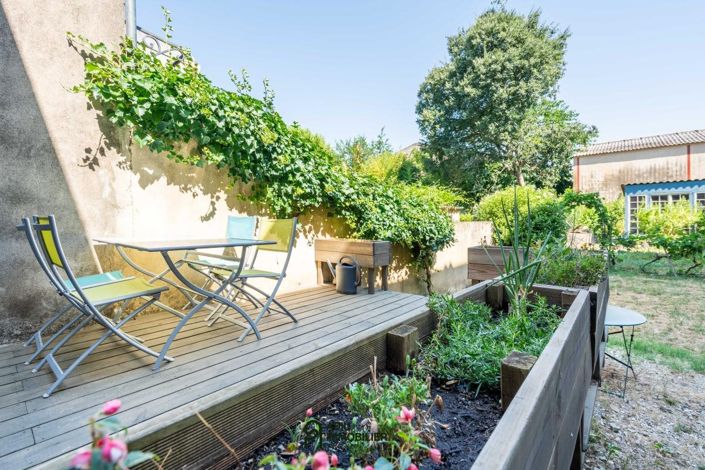 Image No.2-4 Bed House for sale