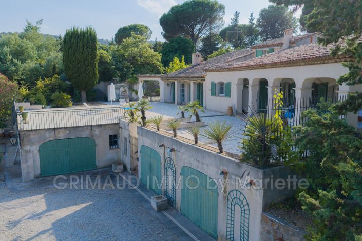 Image No.2-5 Bed House for sale