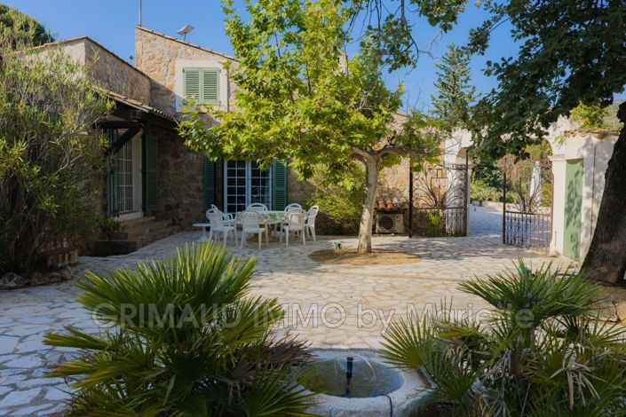 Image No.7-5 Bed House for sale