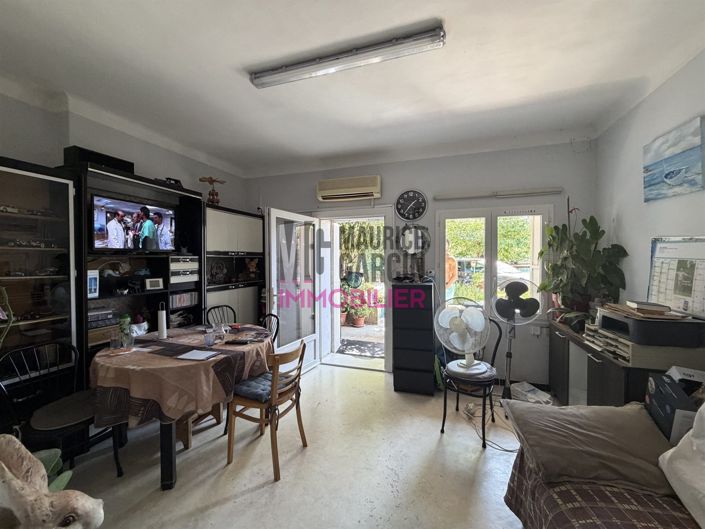 Image No.13-4 Bed House for sale
