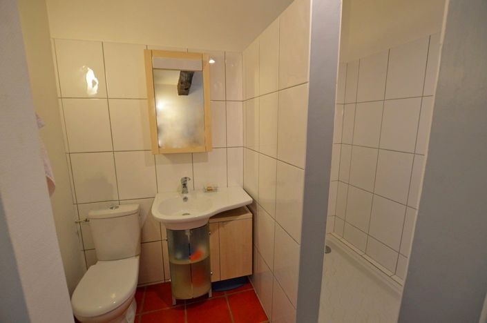 Image No.17-3 Bed House for sale