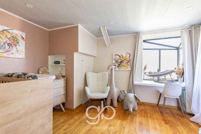 Image No.7-3 Bed House for sale