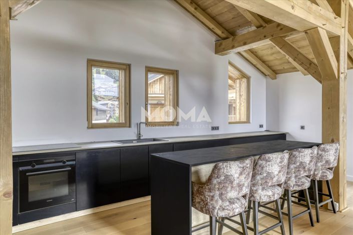 Image No.8-4 Bed House for sale