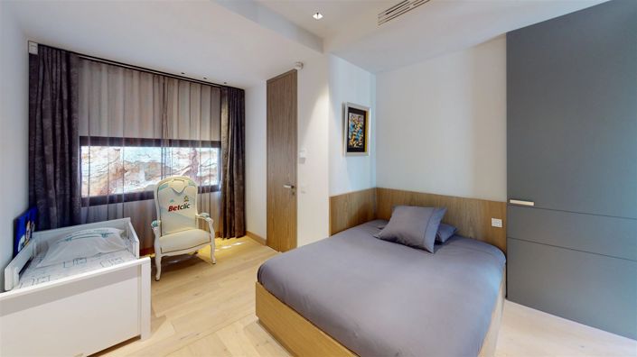 Image No.17-4 Bed House for sale