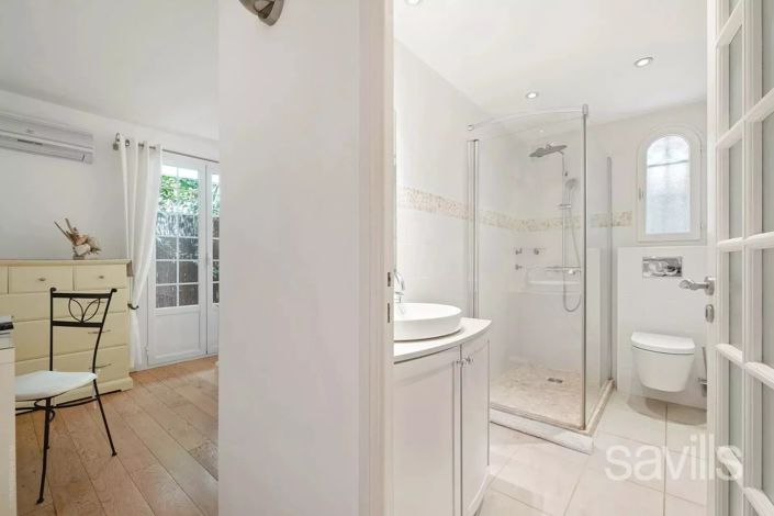 Image No.17-7 Bed House for sale