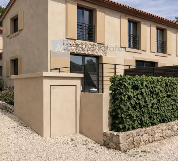 Image No.7-Maison de 2 chambres à vendre à Grimaud
