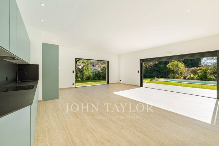 Image No.5-3 Bed House for sale