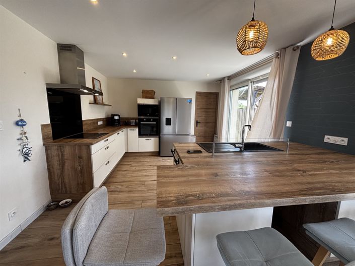 Image No.4-5 Bed House for sale