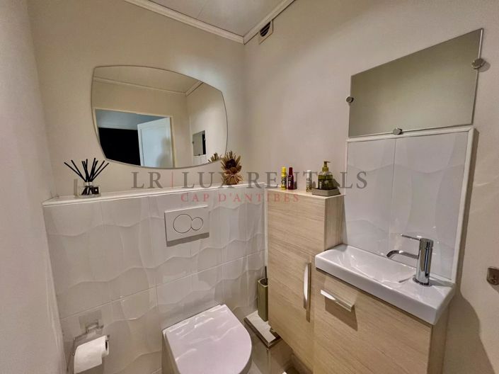 Image No.10-1 Bed Apartment for sale