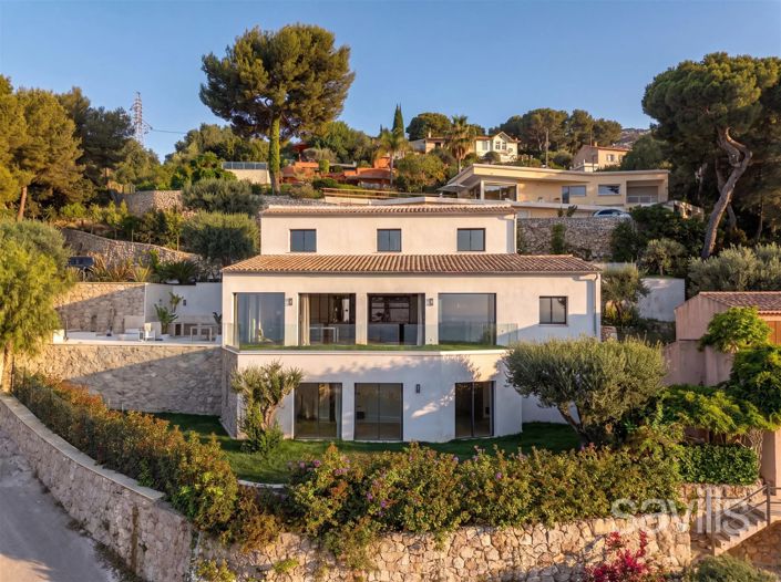 Image No.2-5 Bed House for sale