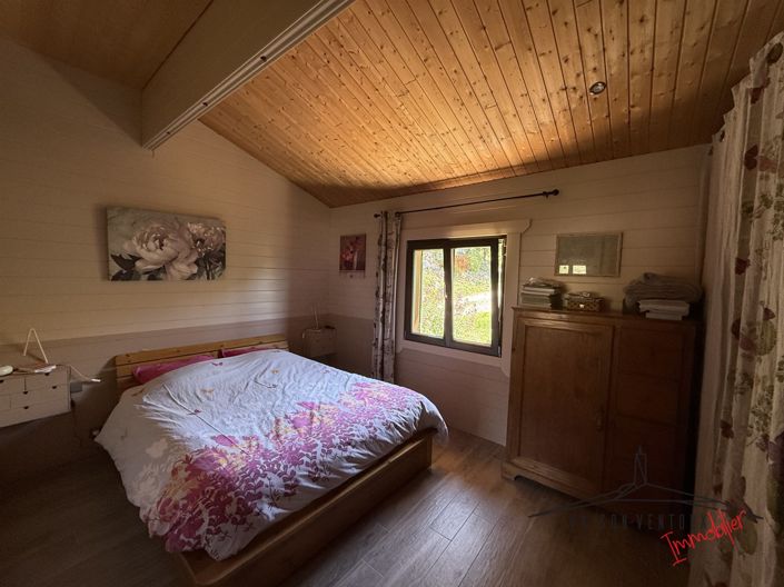 Image No.17-2 Bed House for sale