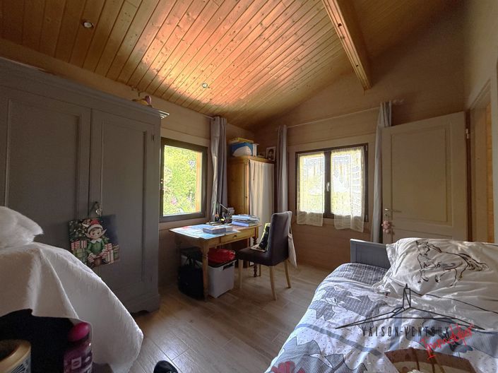 Image No.19-2 Bed House for sale
